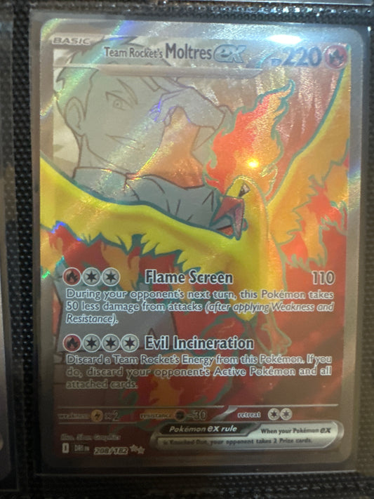 Team rockets moltres ex full art